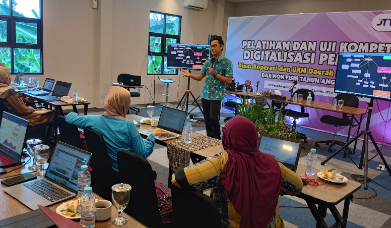 Trainer Digital Marketing di Lamandau